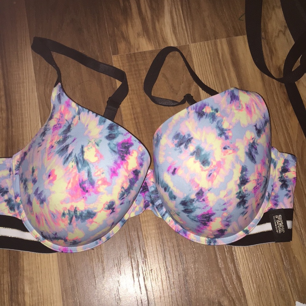 VS push up bra